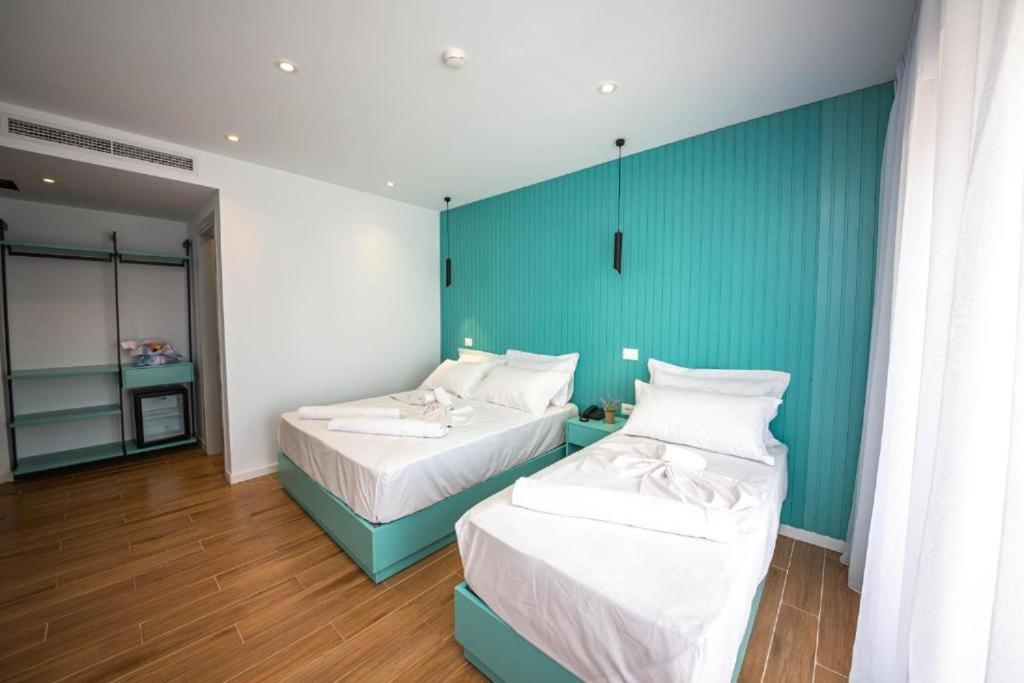 Hesperus Hotel Orikum Buitenkant foto